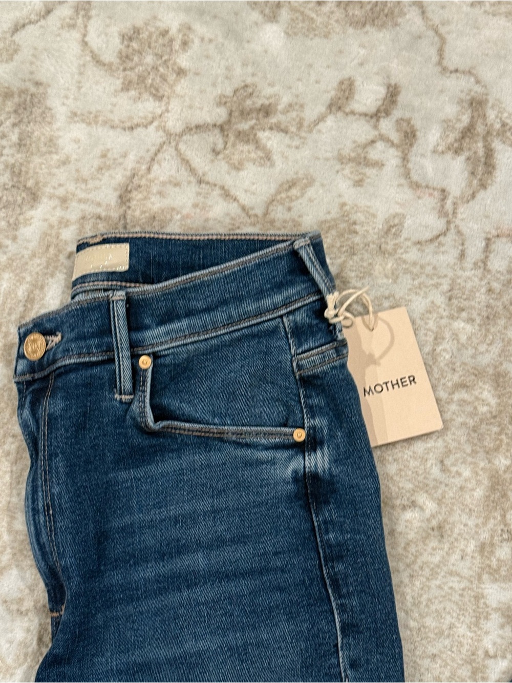 MOTHER RUNAWAY JEANS - Picture 2 of 7